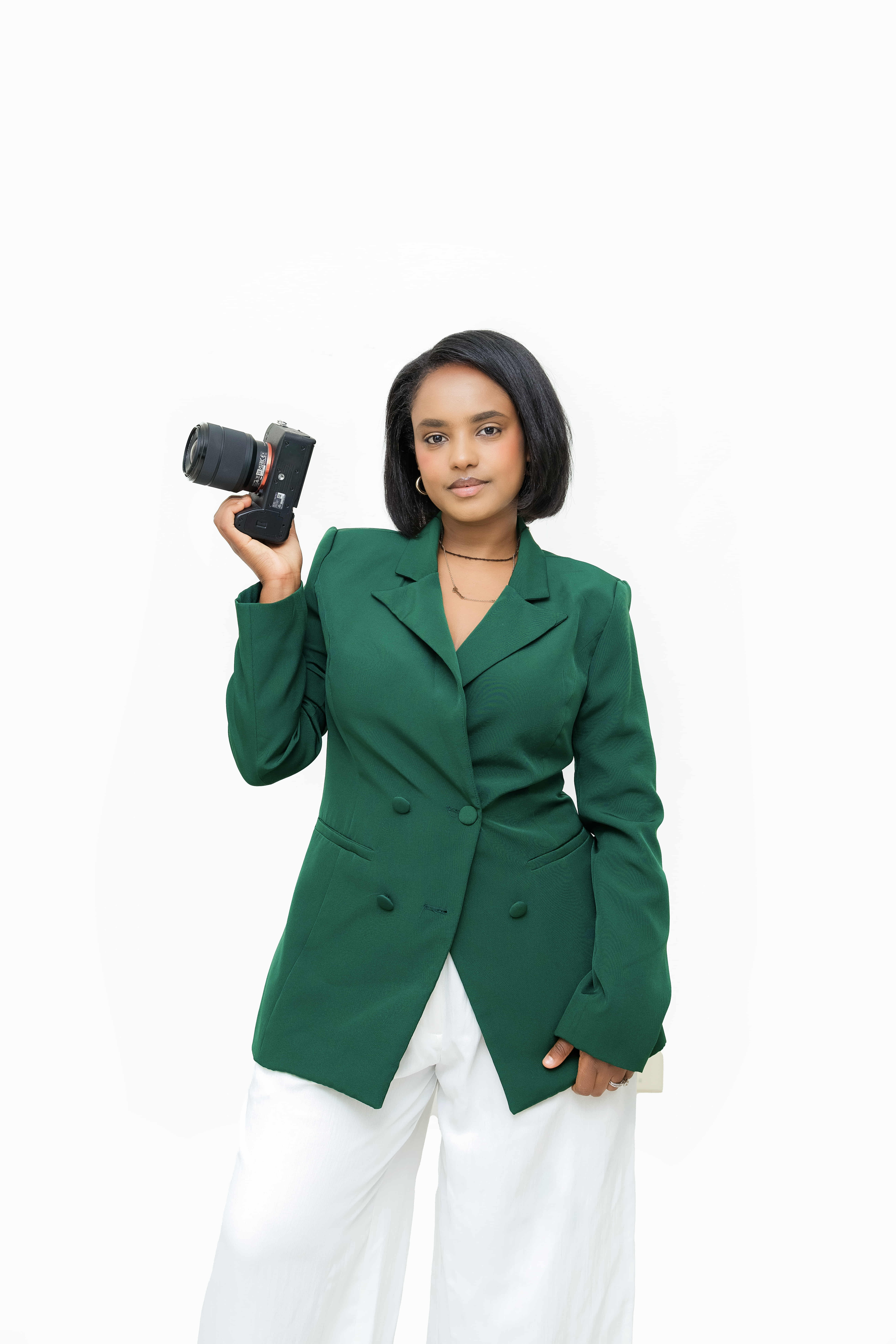 Yemi — photographer